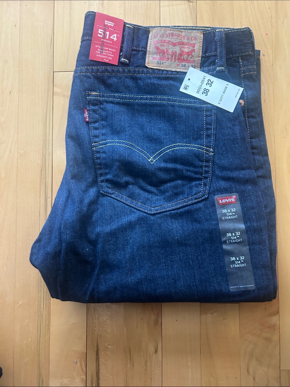 Levi's Men’s Dark Blue 514 Slim Straight Jeans Waist 38 Length 32